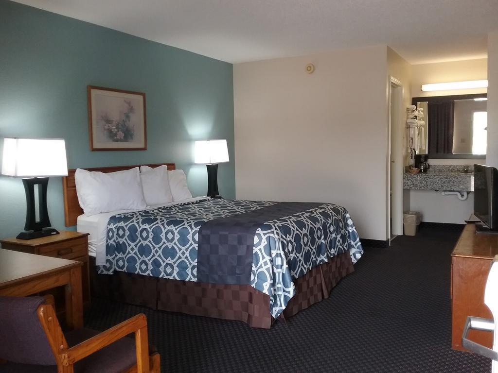 Americas Best Value Inn Blue Ridge Esterno foto